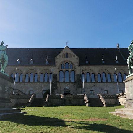 Apartment Serenade Am Zwinger Гослар Екстериор снимка